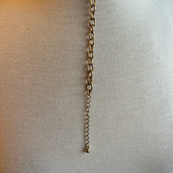 Elegant Green and Pink Statement Necklace - Picture 5 of 5